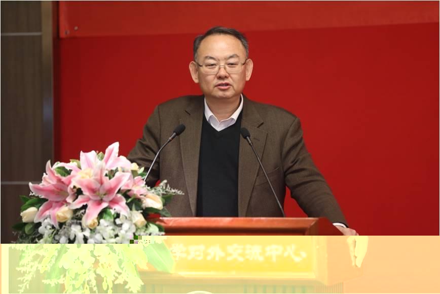 中石化石油勘探開發研究院院長金之鈞院士發言.jpg 中石化石油勘探開發研究院院長金之鈞院士發言.jpg